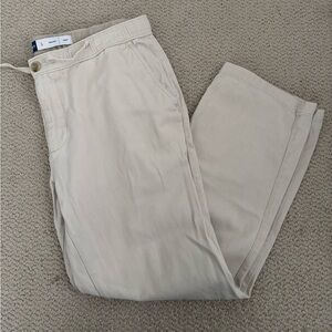 Old Navy Men's beige straight pant